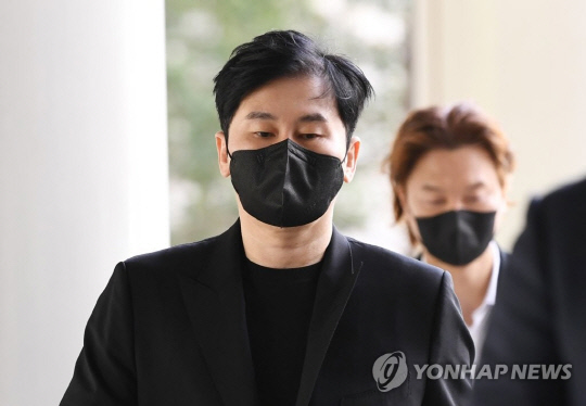 `보복 협박` 양현석…검찰, 2심서도 징역 3년 구형